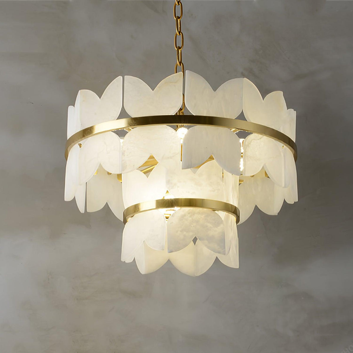 Seraphina vintage-lysekrone i alabast