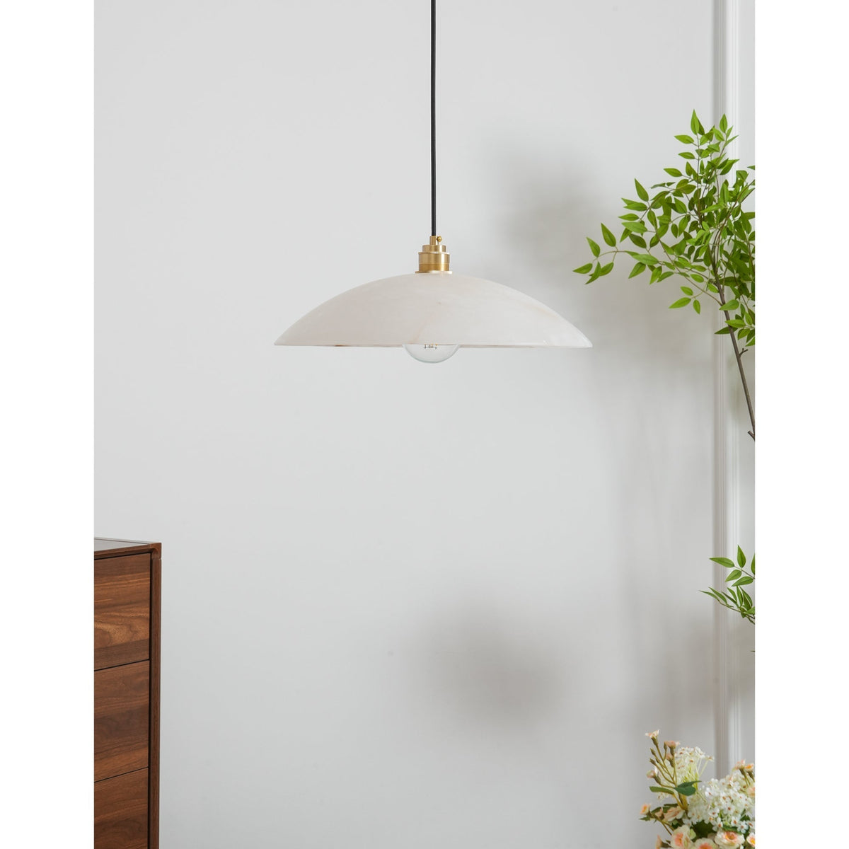 Ljomuvyd kreativ individuel kuppel-pendellampe i alabaster
