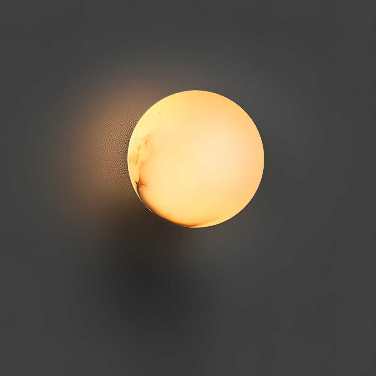 Navo mini-klotformad vägglampa i alabaster