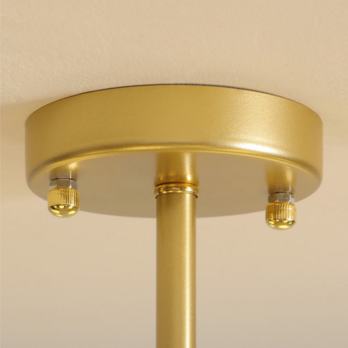 Vatnuvyi minimalistinen pallomainen lasikattokruunu