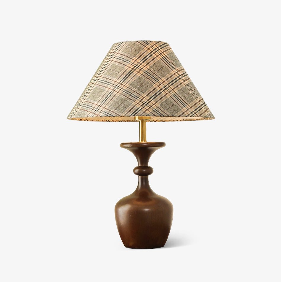 Alina klassisk bordlampe i træ og stof