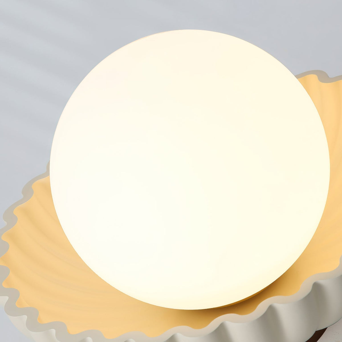 Scallop Glow flatt loftljós
