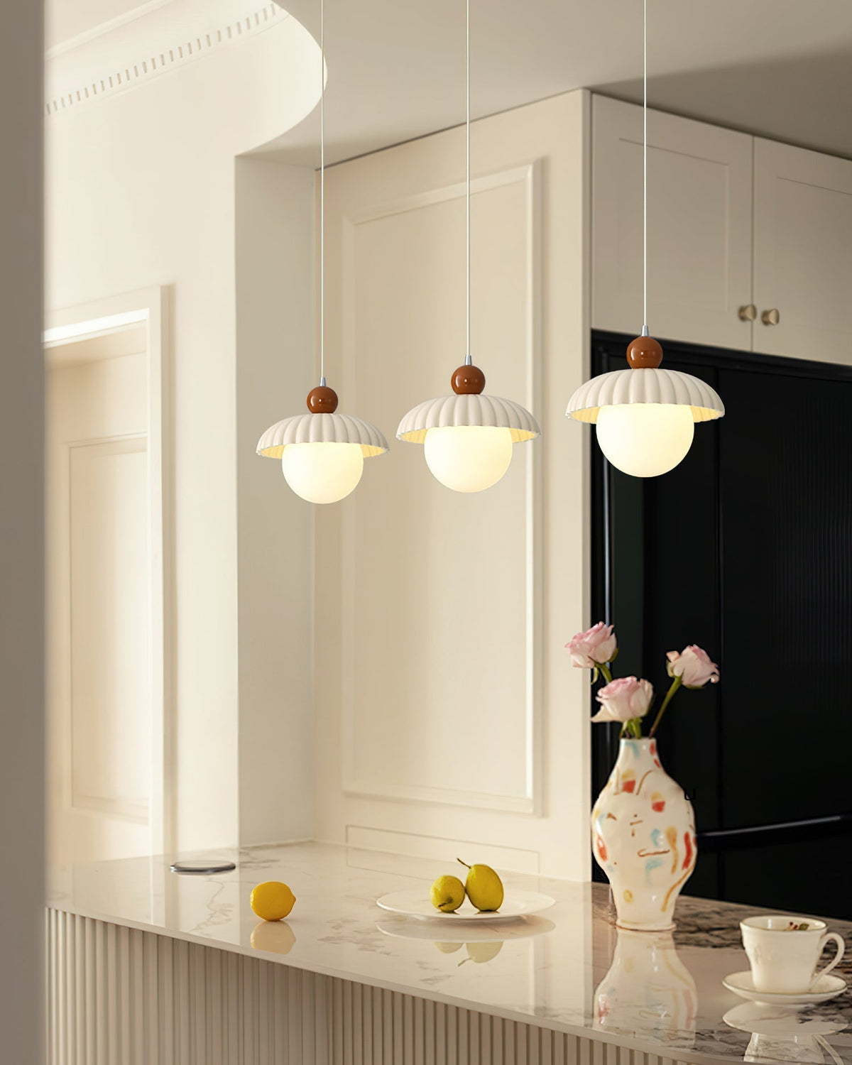 Alien Retro Charm Pendant Light