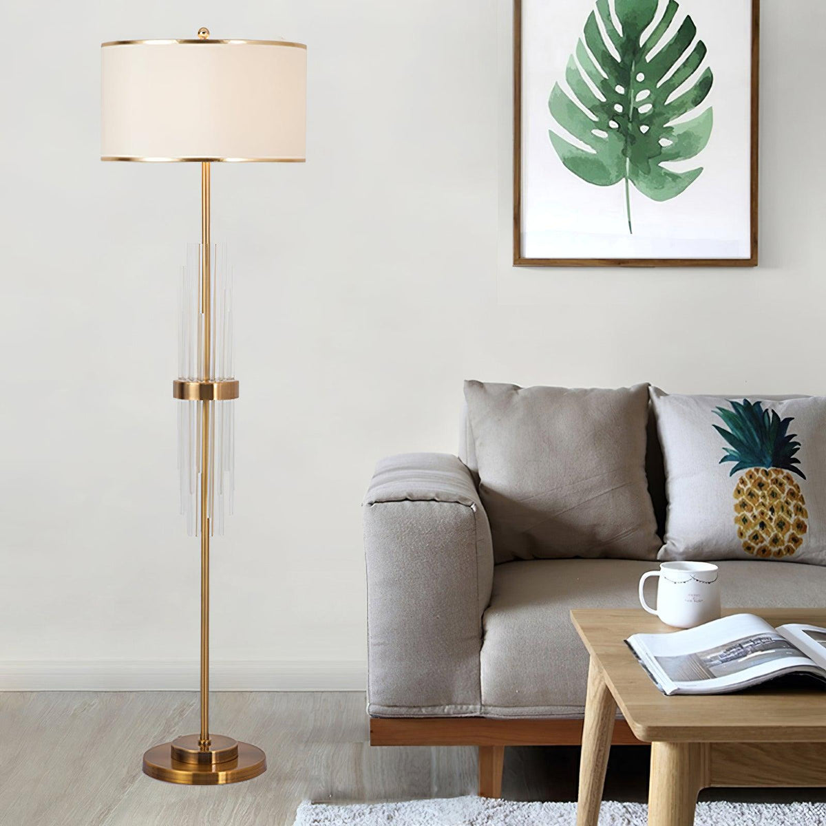 Regalian moderne gulvlampe i tekstil