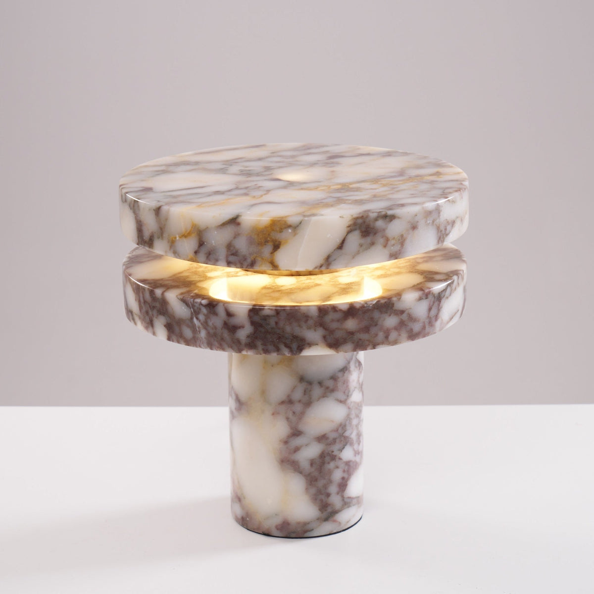 Selerine marmorbordlampe
