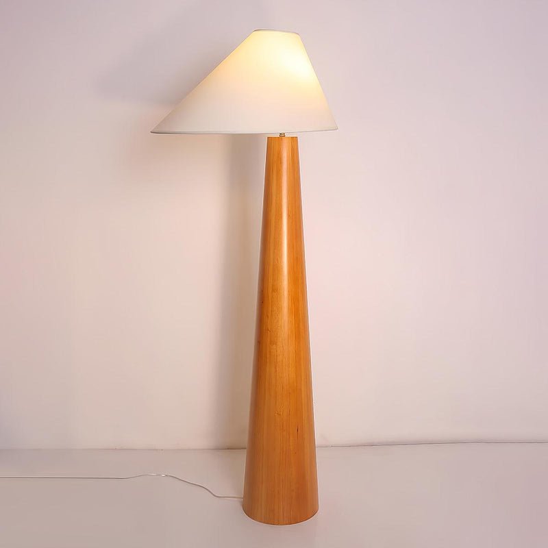 Pinnacle minimalískur viðargólflampi