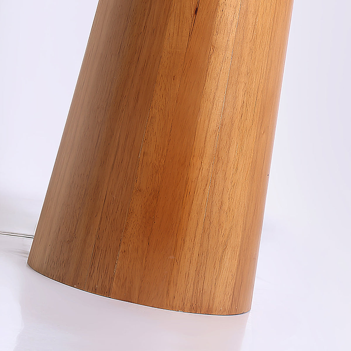 Elvin-gulvlampe