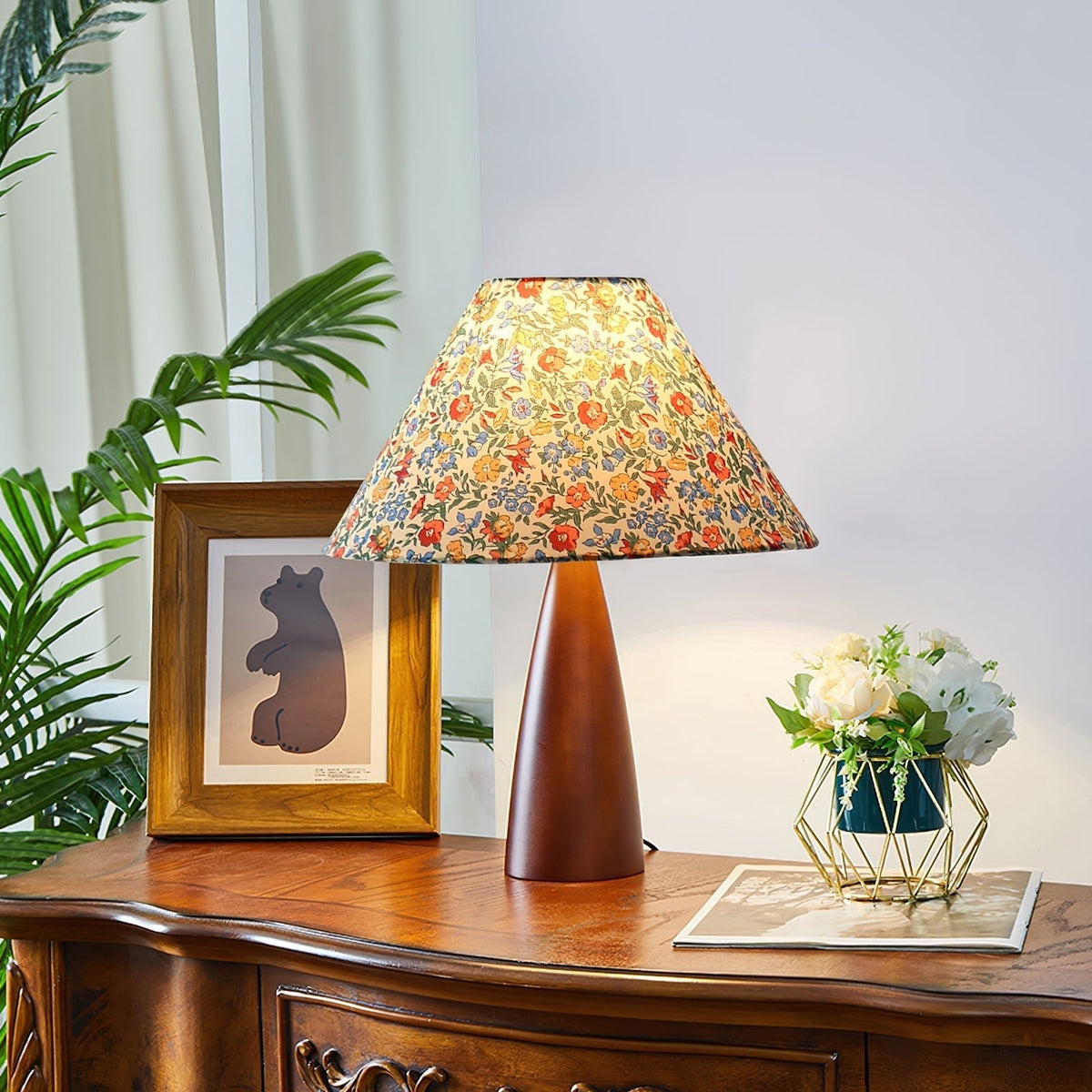 Ber vintagebordslampa i trä