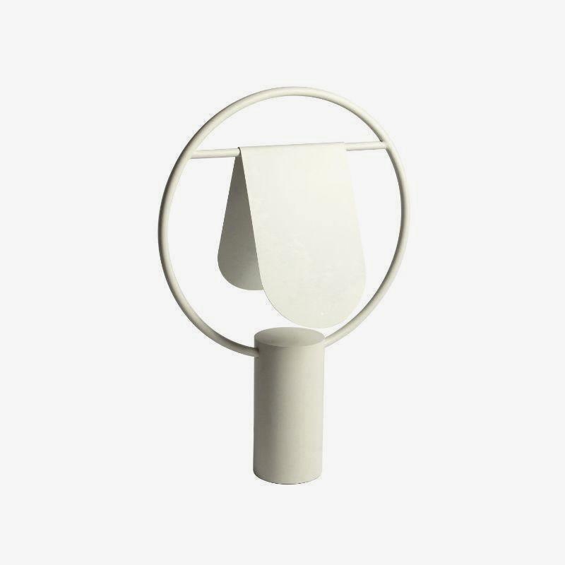 Abigail moderne bordlampe