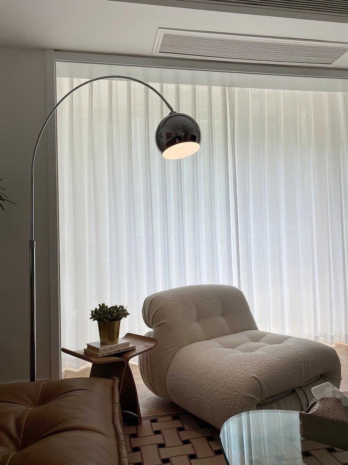 Candeeiro de pé minimalista Opal