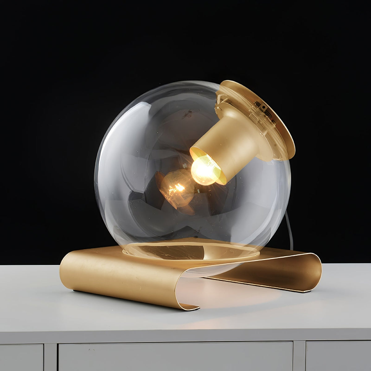 Selanaine moderne bordlampe