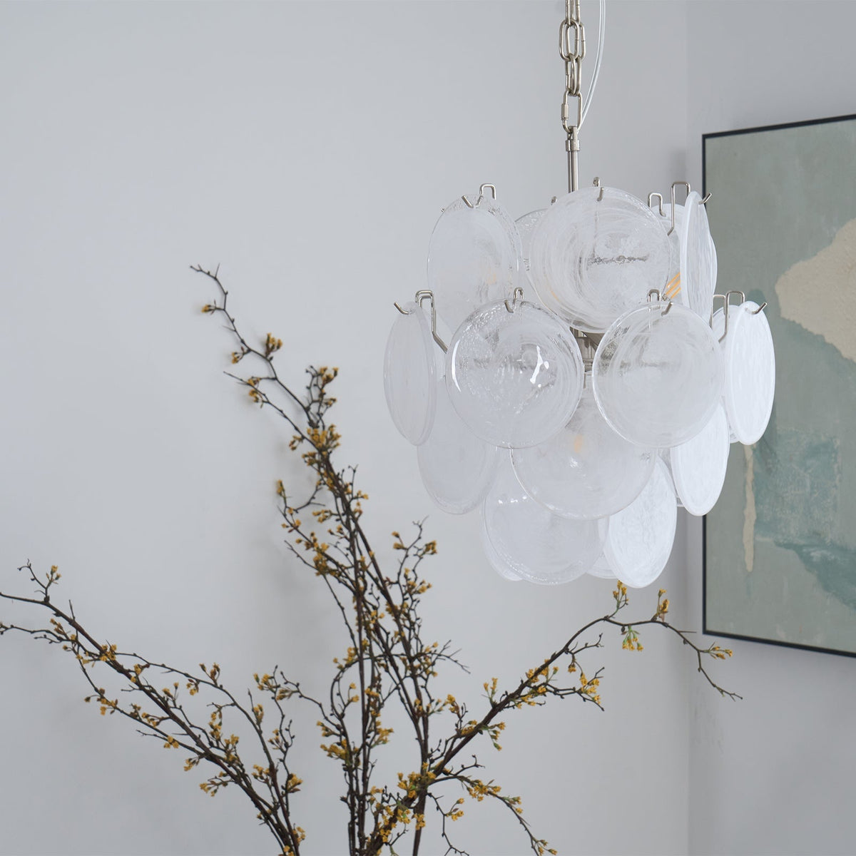 Lioruora lysekrone i abrikosfarvet Murano-glas med skiver, lagdelt kunstnerisk
