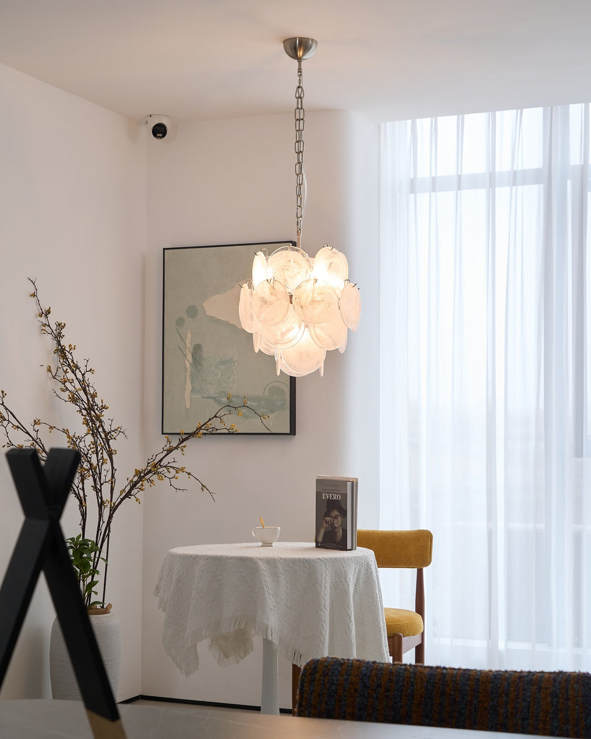 Lioruora lysekrone i abrikosfarvet Murano-glas med skiver, lagdelt kunstnerisk