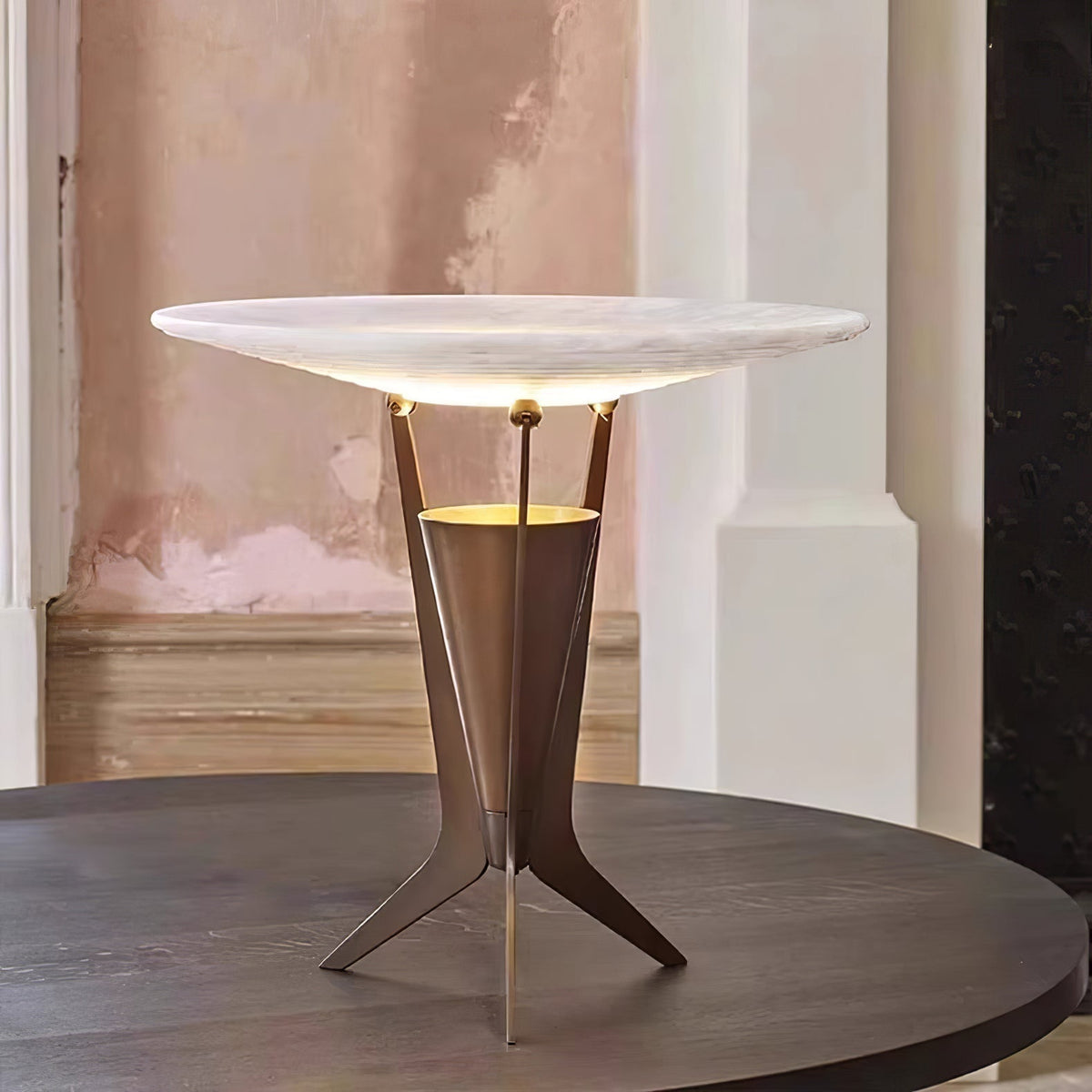 Eurtalus bordlampe med alabasttop