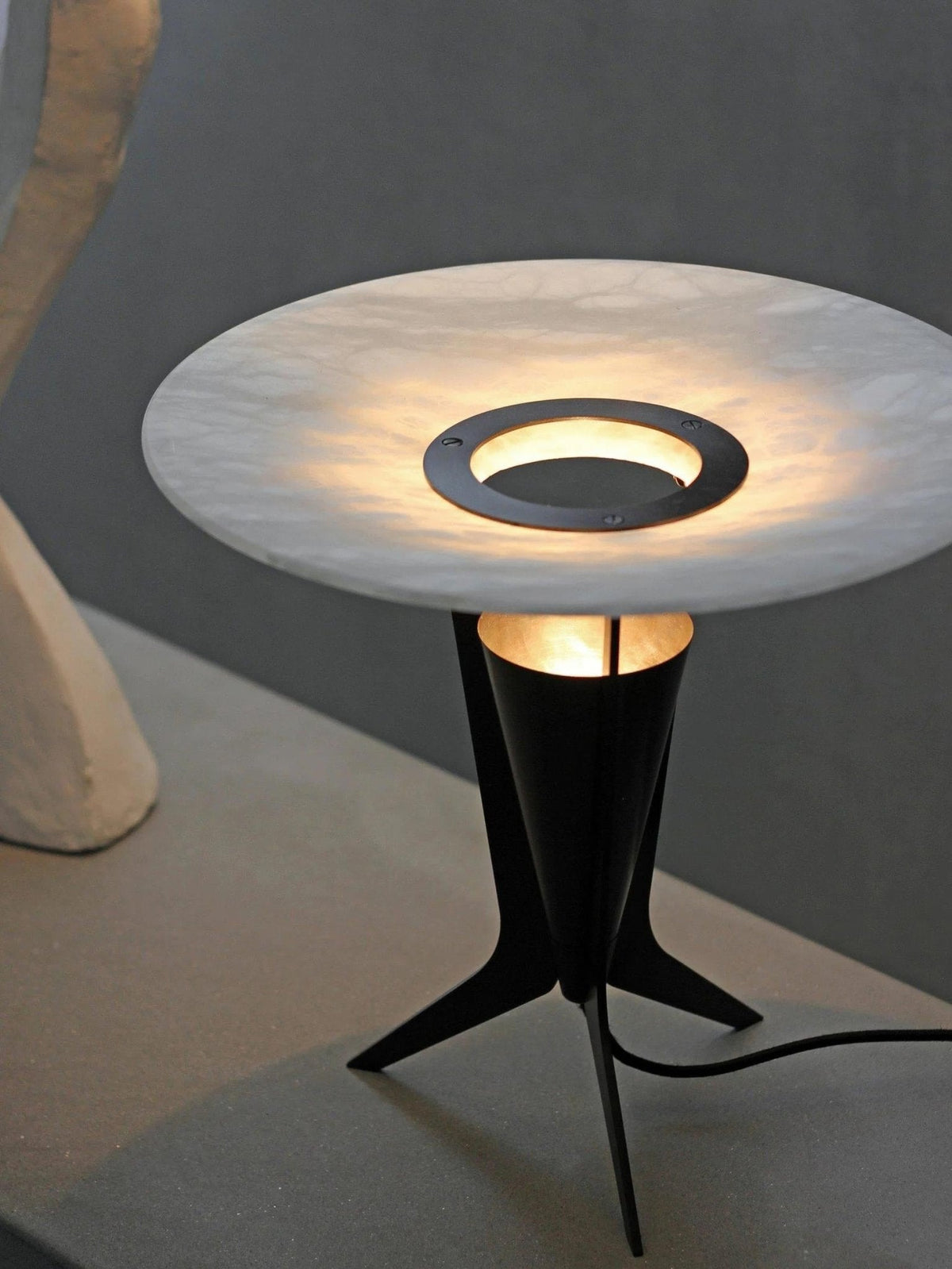 Eurtalus bordlampe med alabasttop