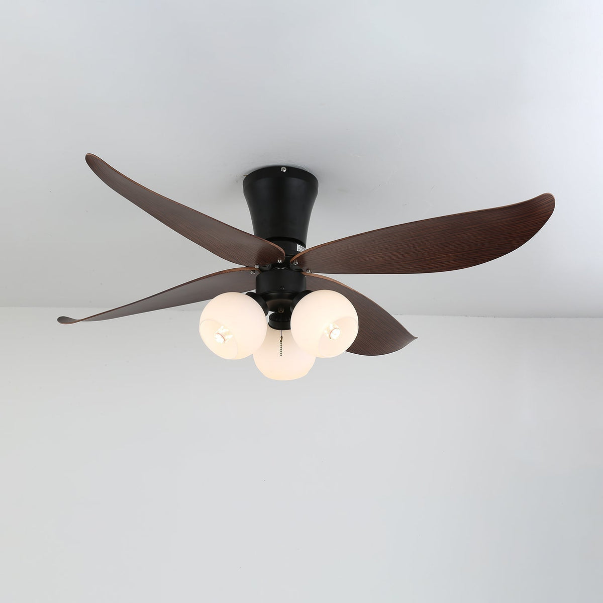 Ventoinha de teto vintage com luz de madeira e vidro Lunair