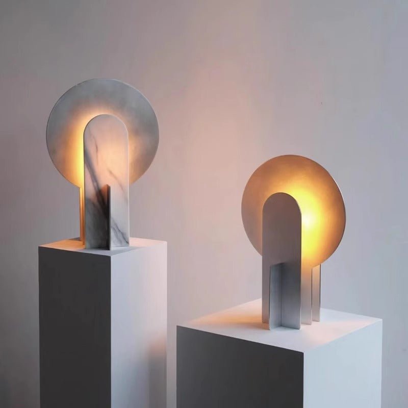 Solvique Arch-bordlampe i marmor