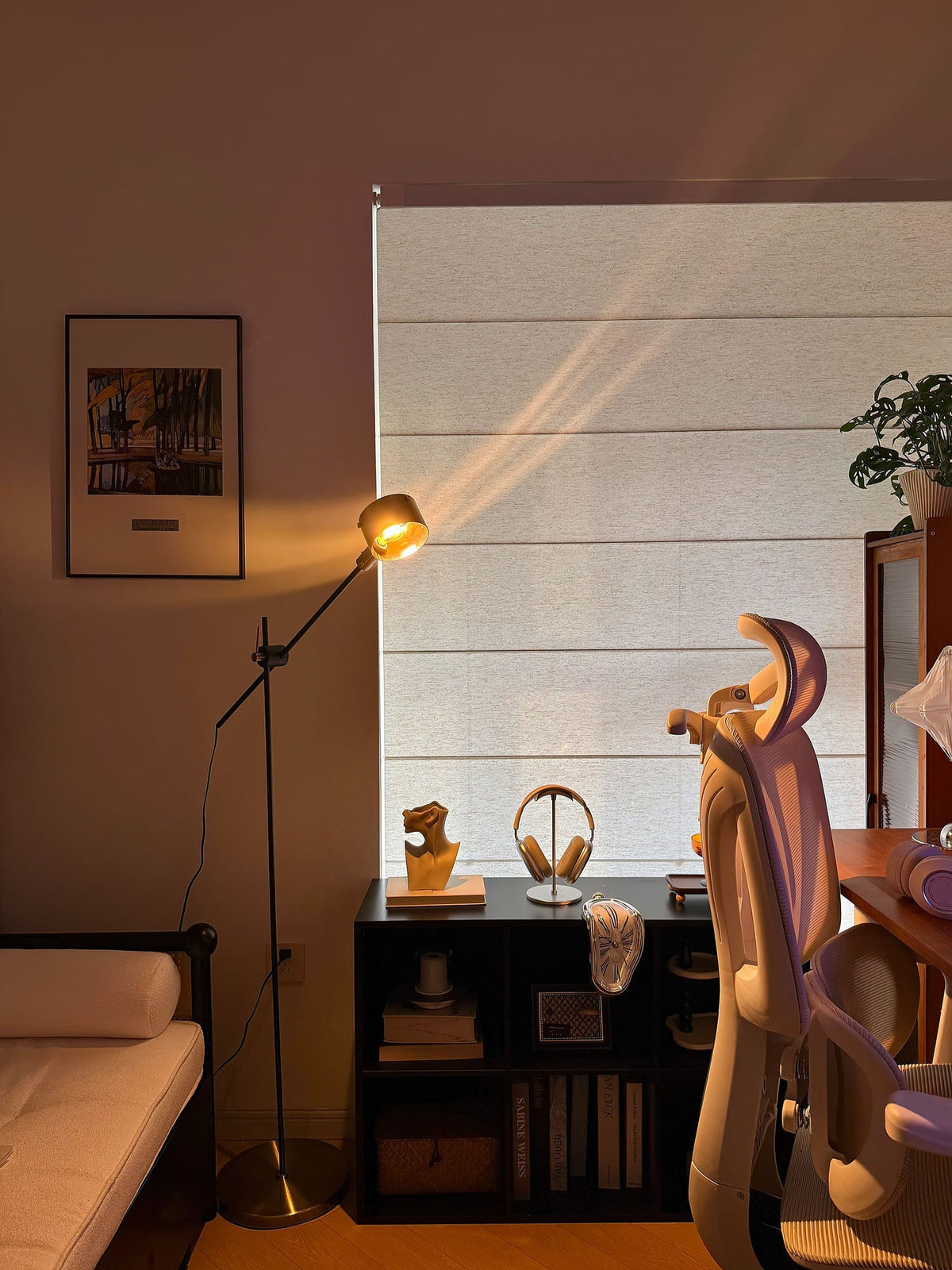 Arclen golvlampa med justerbar arm