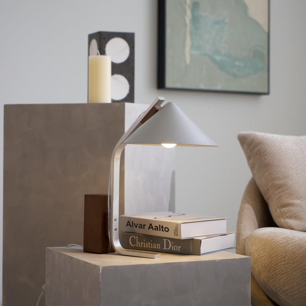 Ireld moderne bordlampe