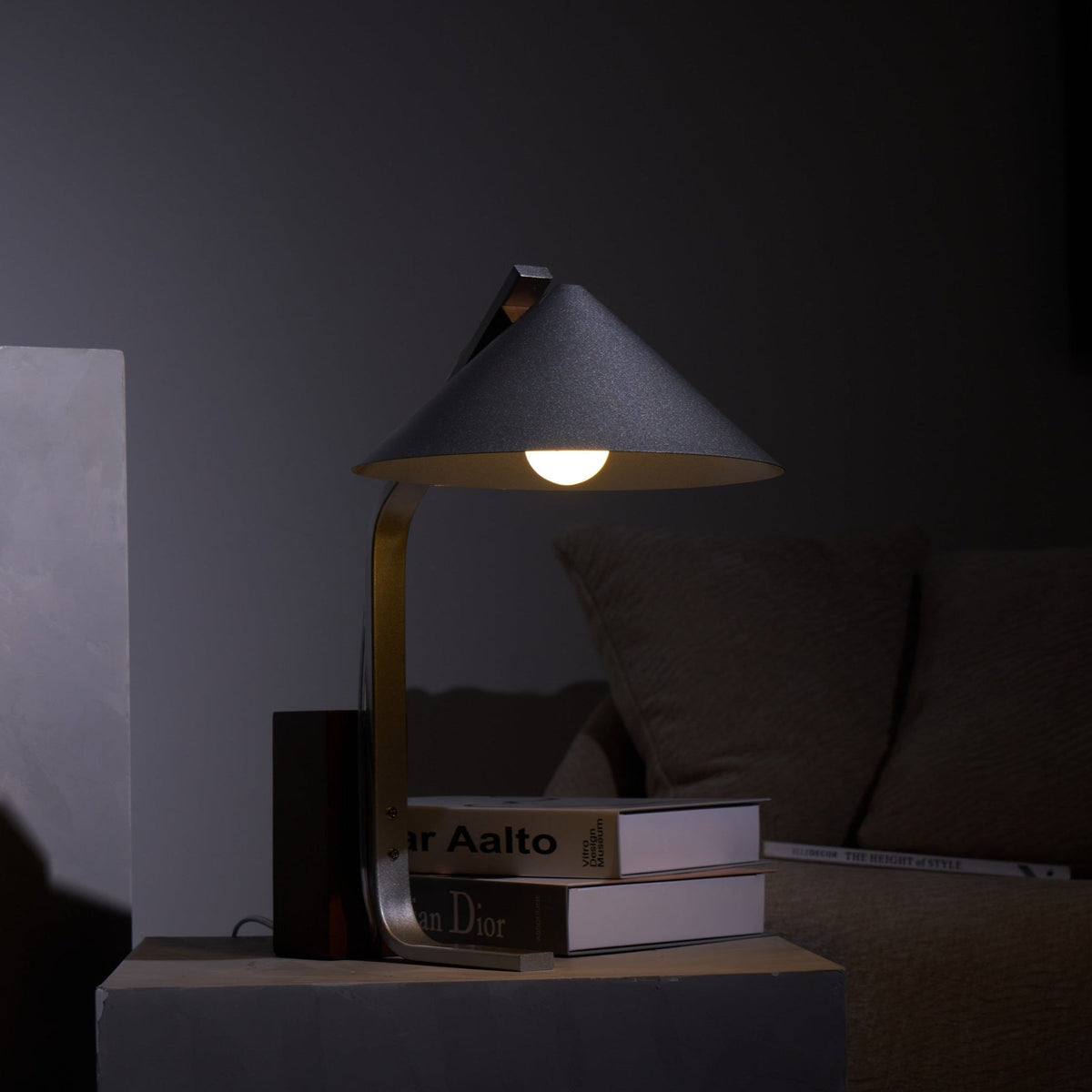 Ireld moderne bordlampe