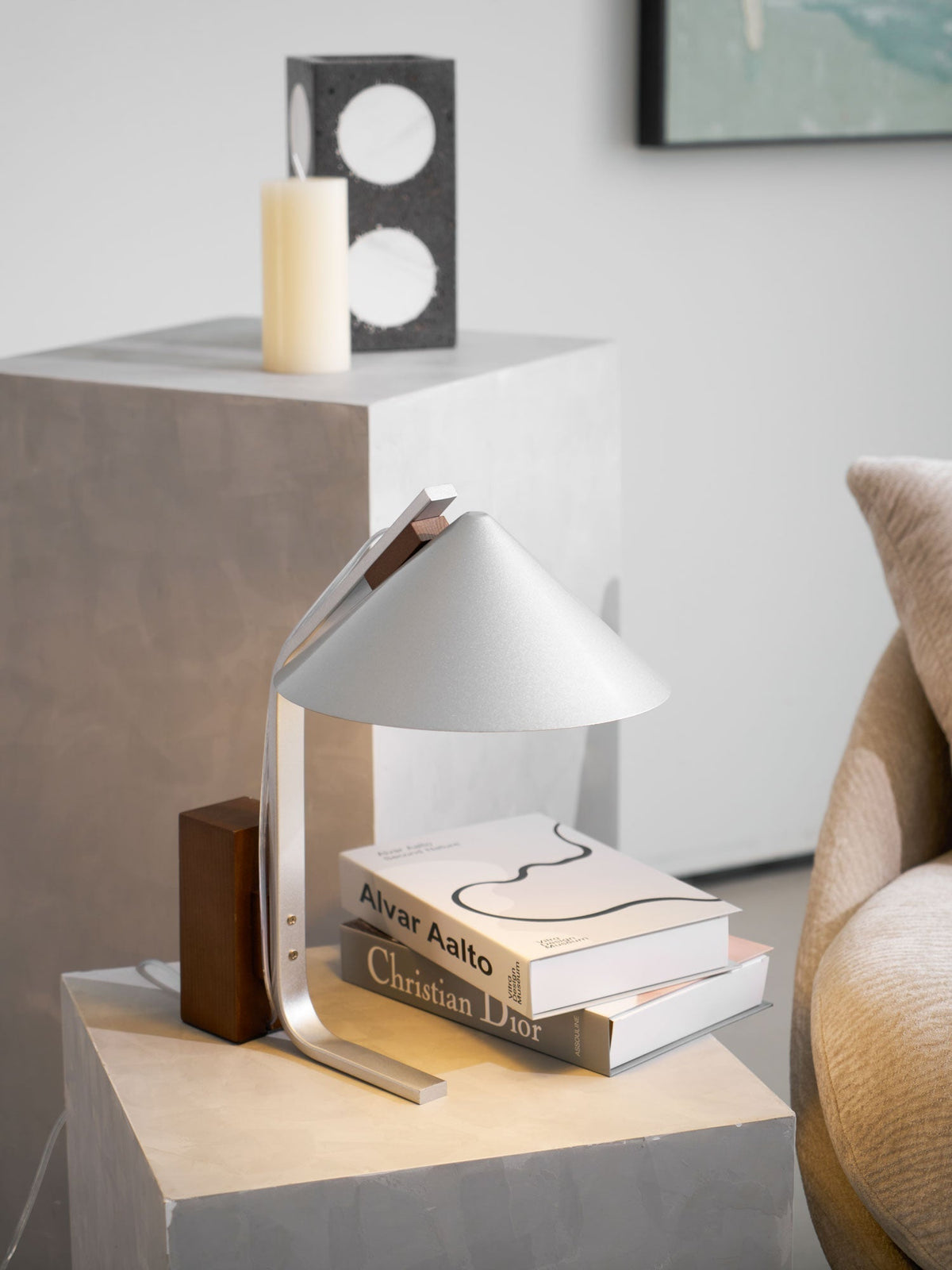 Ireld moderne bordlampe