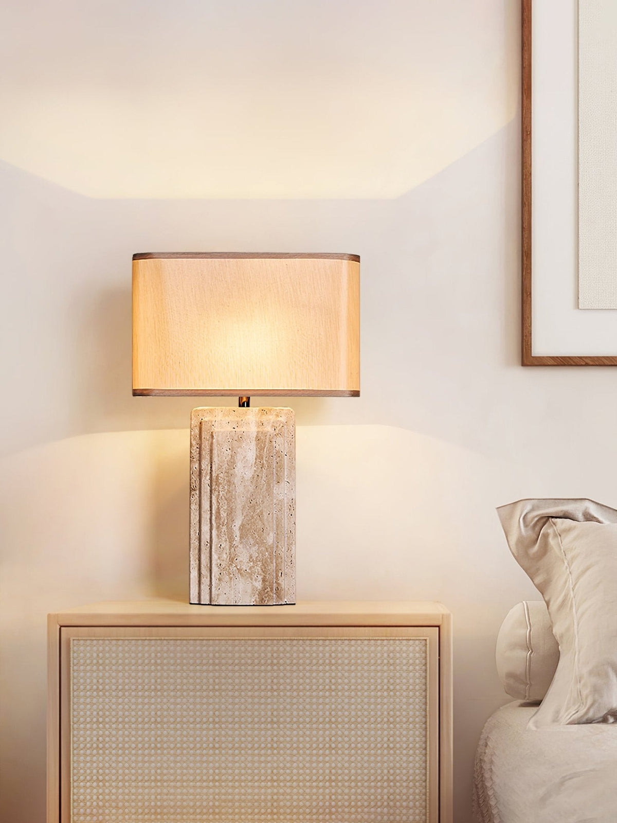 Cocare-bordlampe i travertin