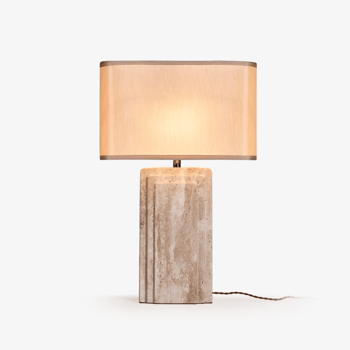 Cocare-bordlampe i travertin
