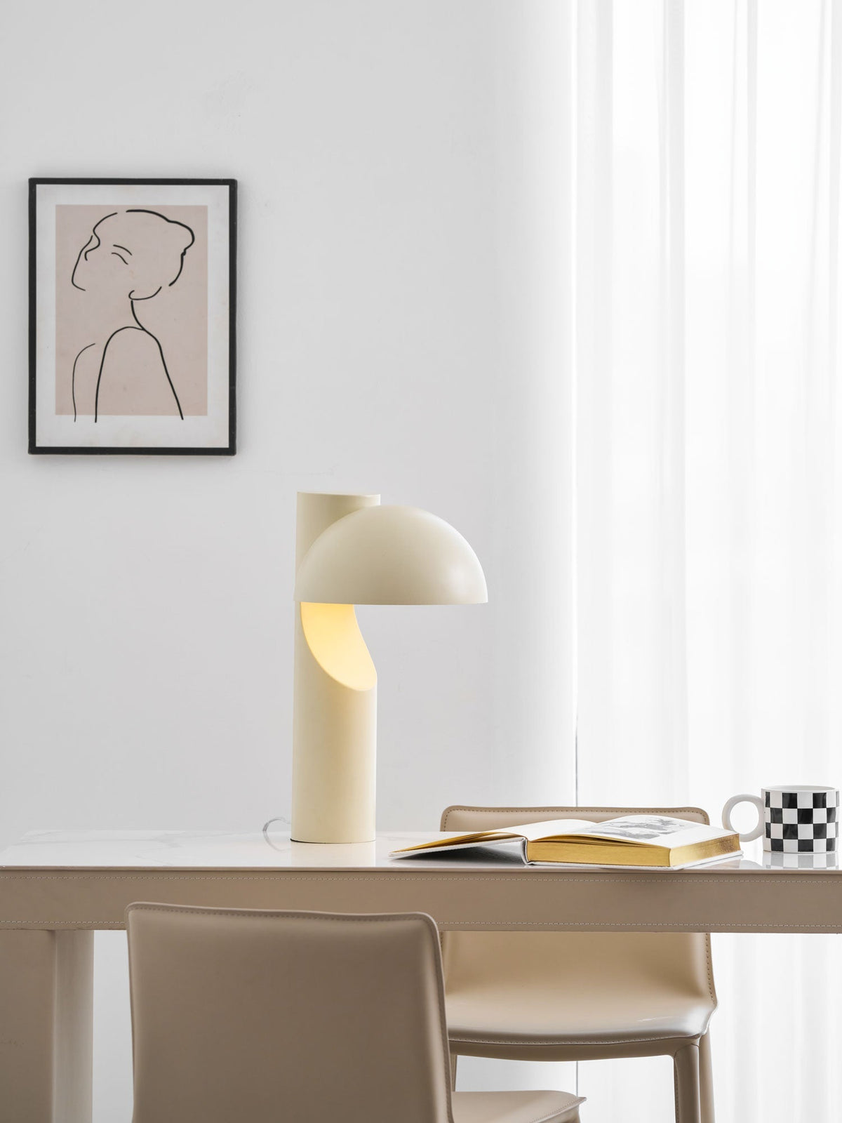 Candeeiro de mesa minimalista Belviora