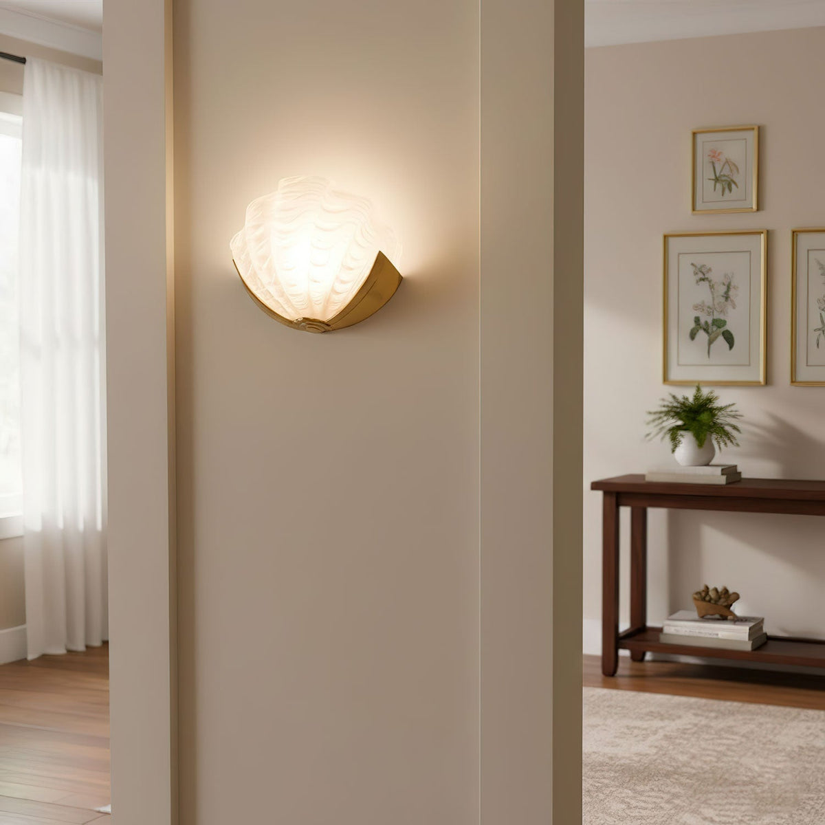 Nico art déco-vägglampa i glas med vågig skärm