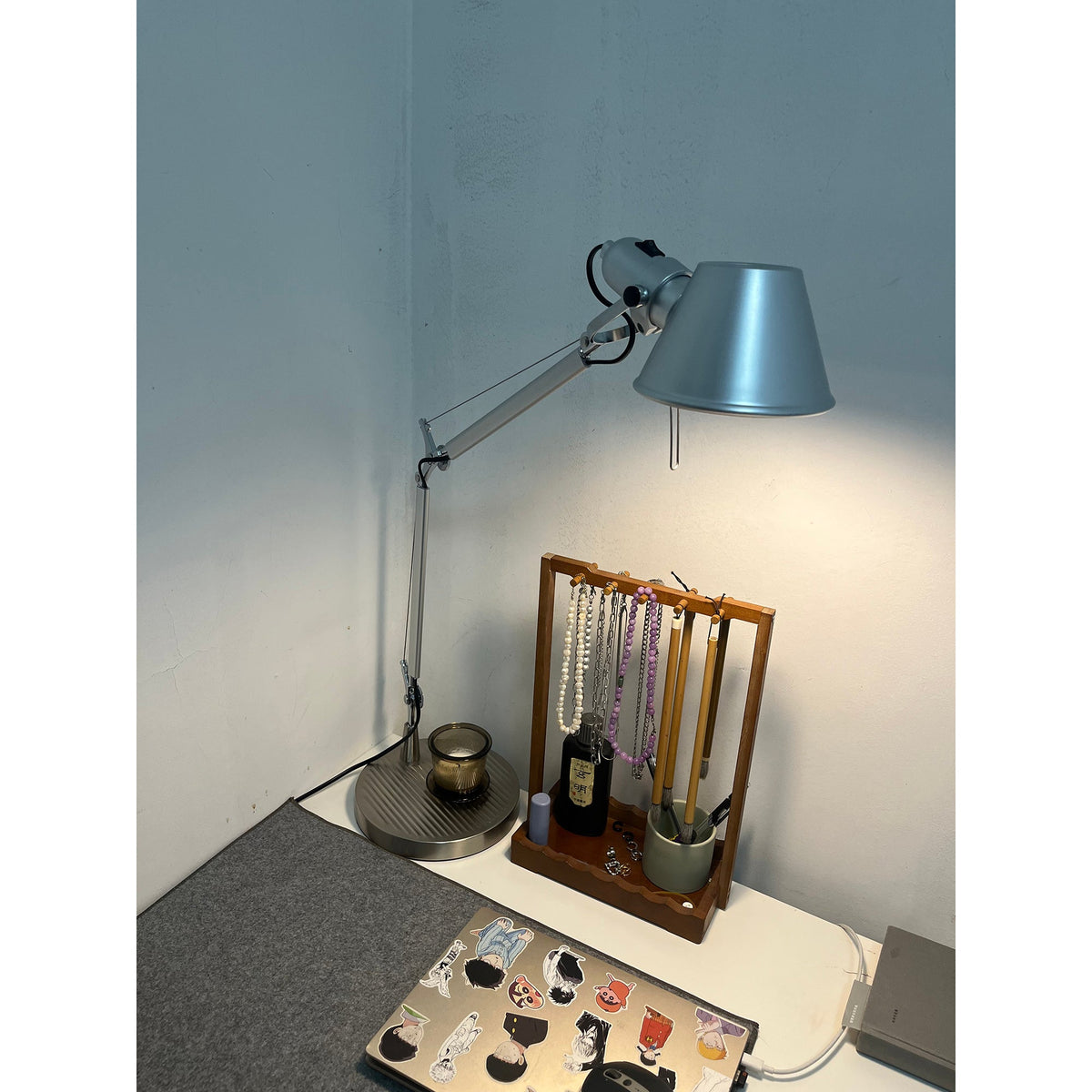 Vaskyl-bordlampe
