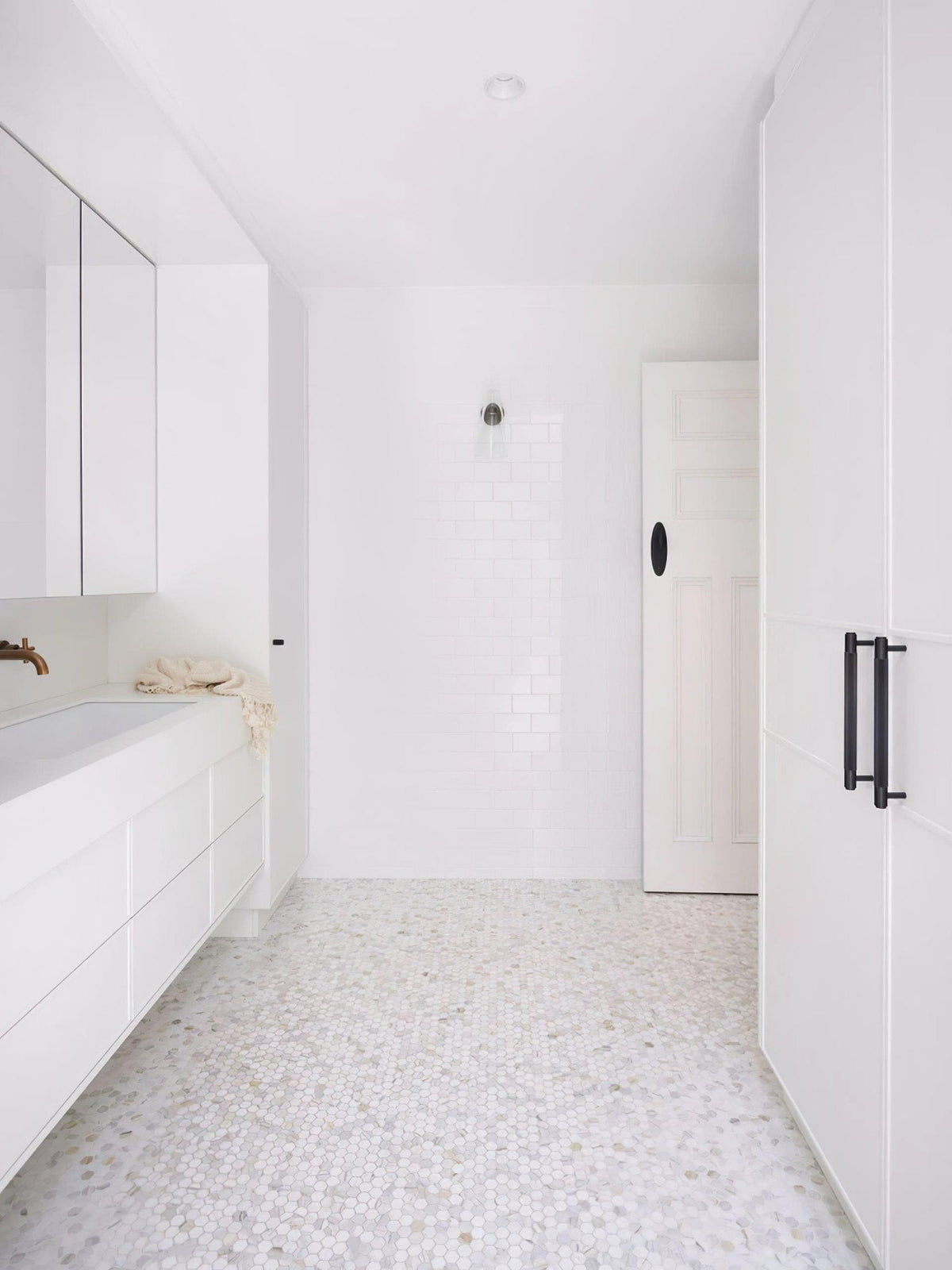 Lioririella konisk glasvägglampa