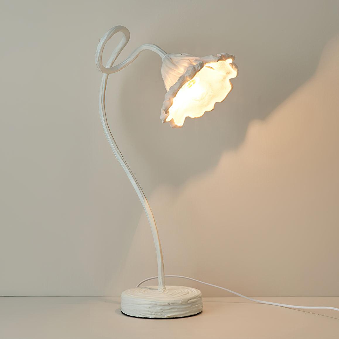 Velanella bordslampa i harts