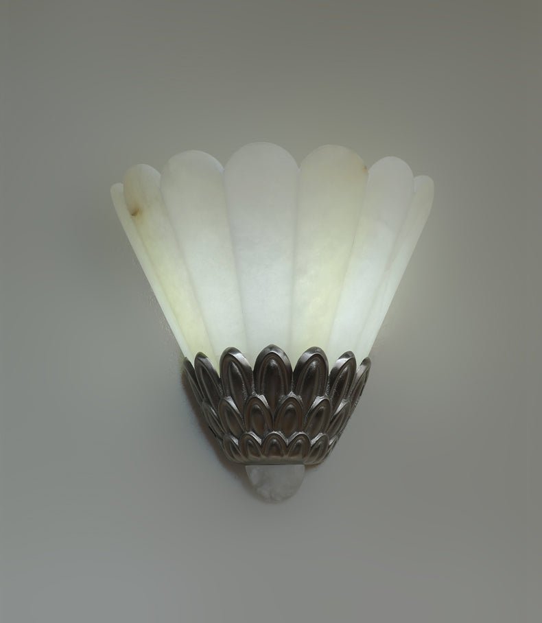 Candeeiro de parede vintage Marbe em alabastro com pétalas