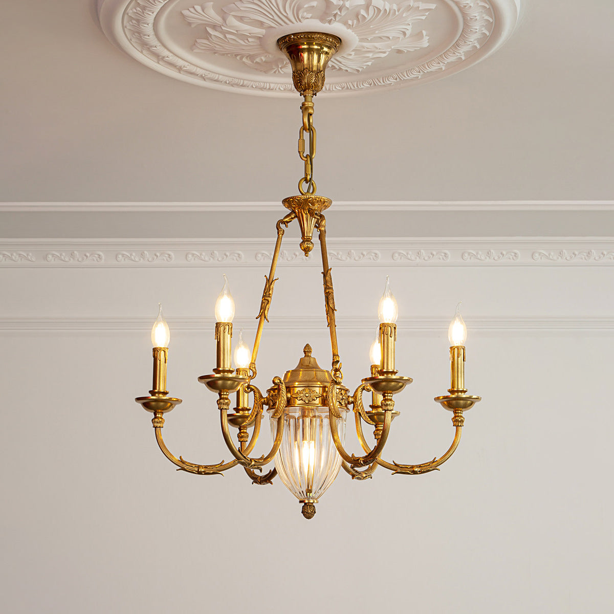 Candelabro de latão Valerix