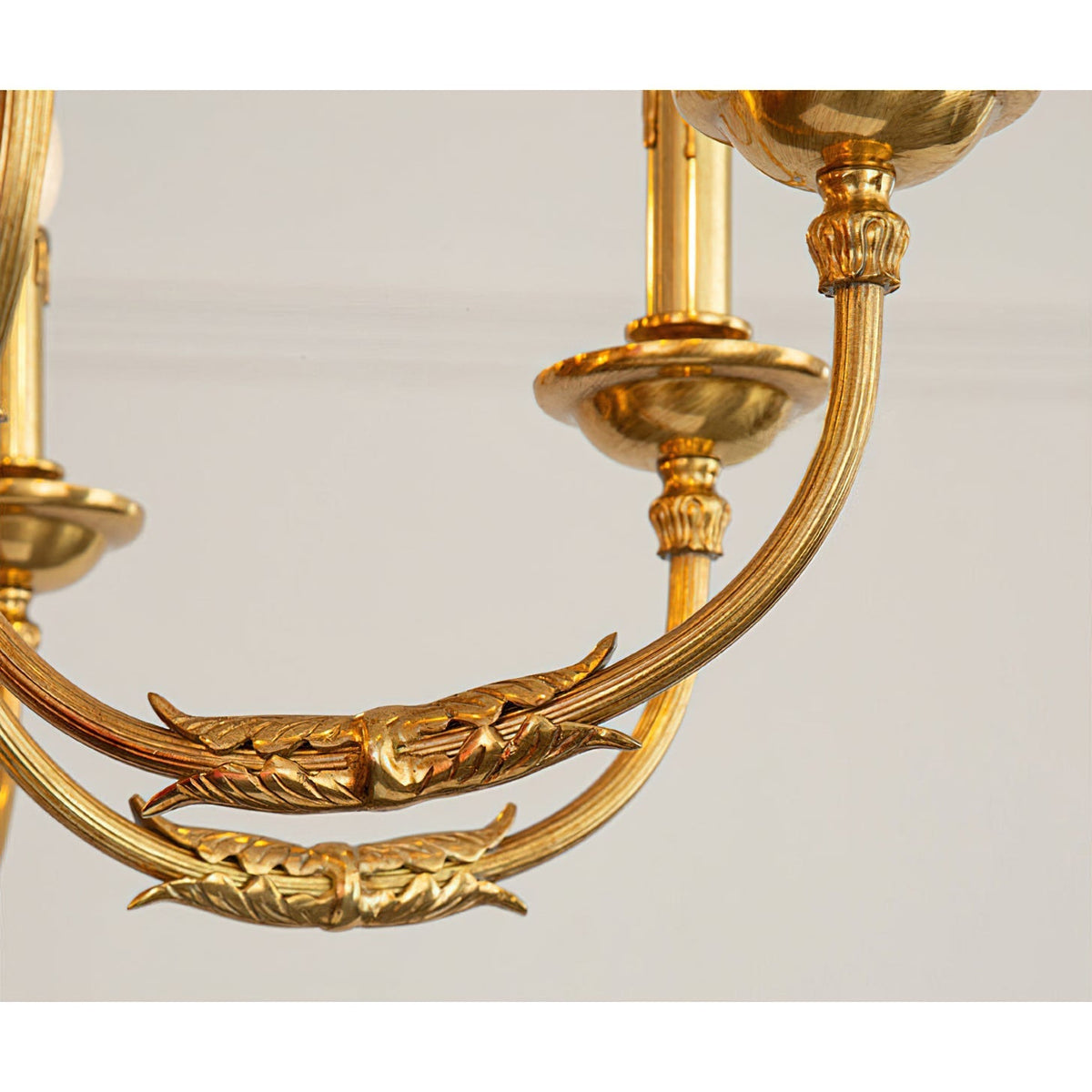 Candelabro de latão Valerix
