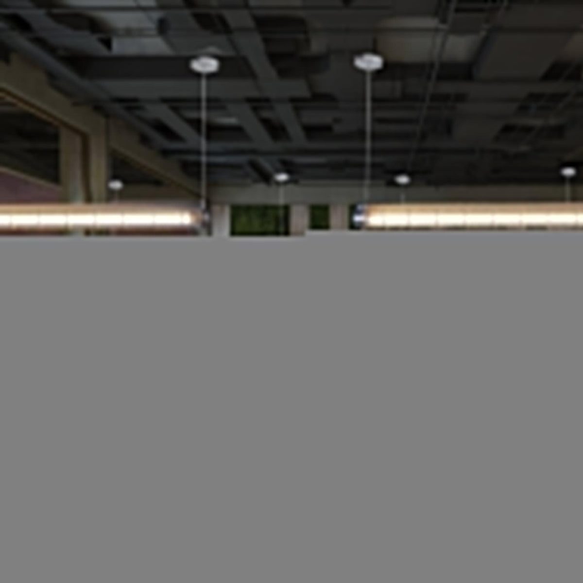 Candeeiro suspenso linear industrial Alaric