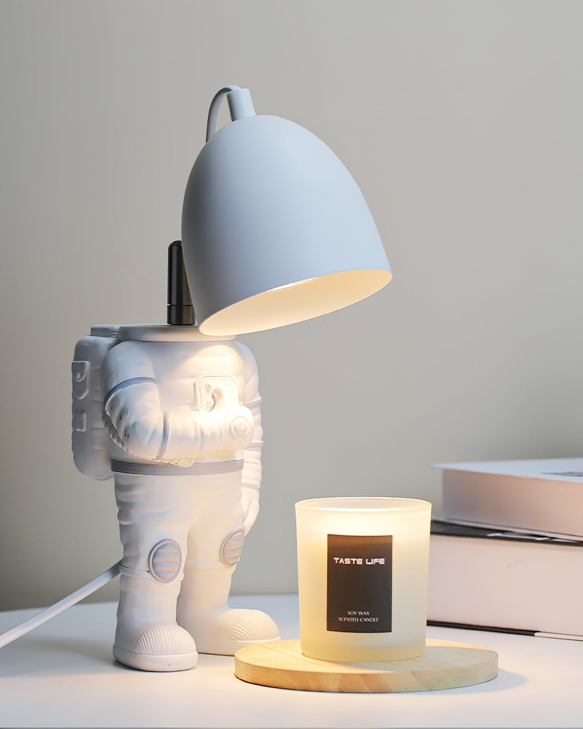 Viraivise Table Lamp