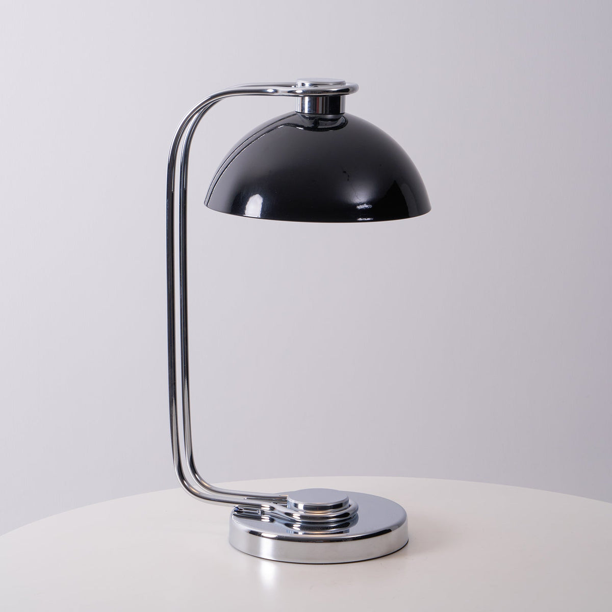 Candeeiro de mesa contemporâneo em acrílico Lucanella