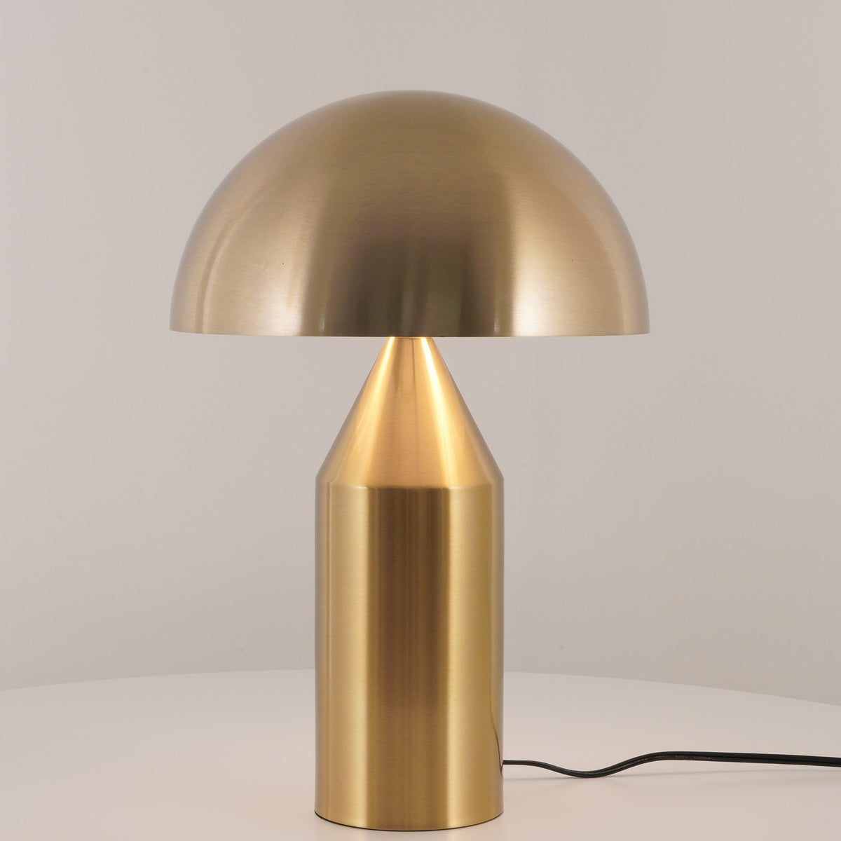 Selisina industriell minimalistisk bordslampa