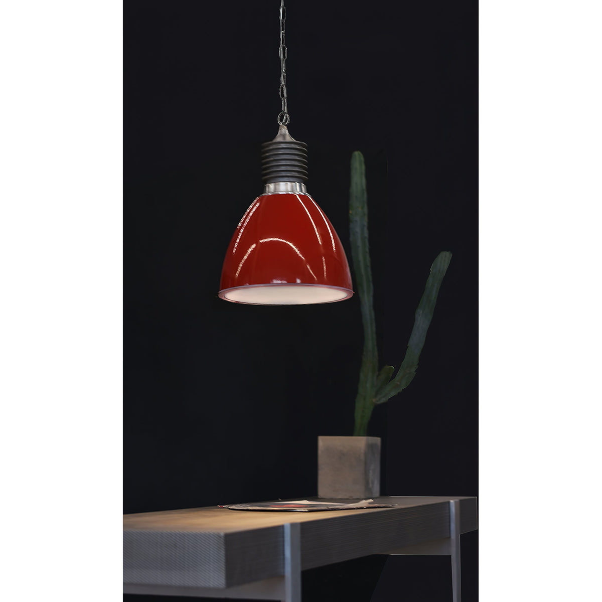 Kvennuvys moderne minimalistisk pendellampe i metal