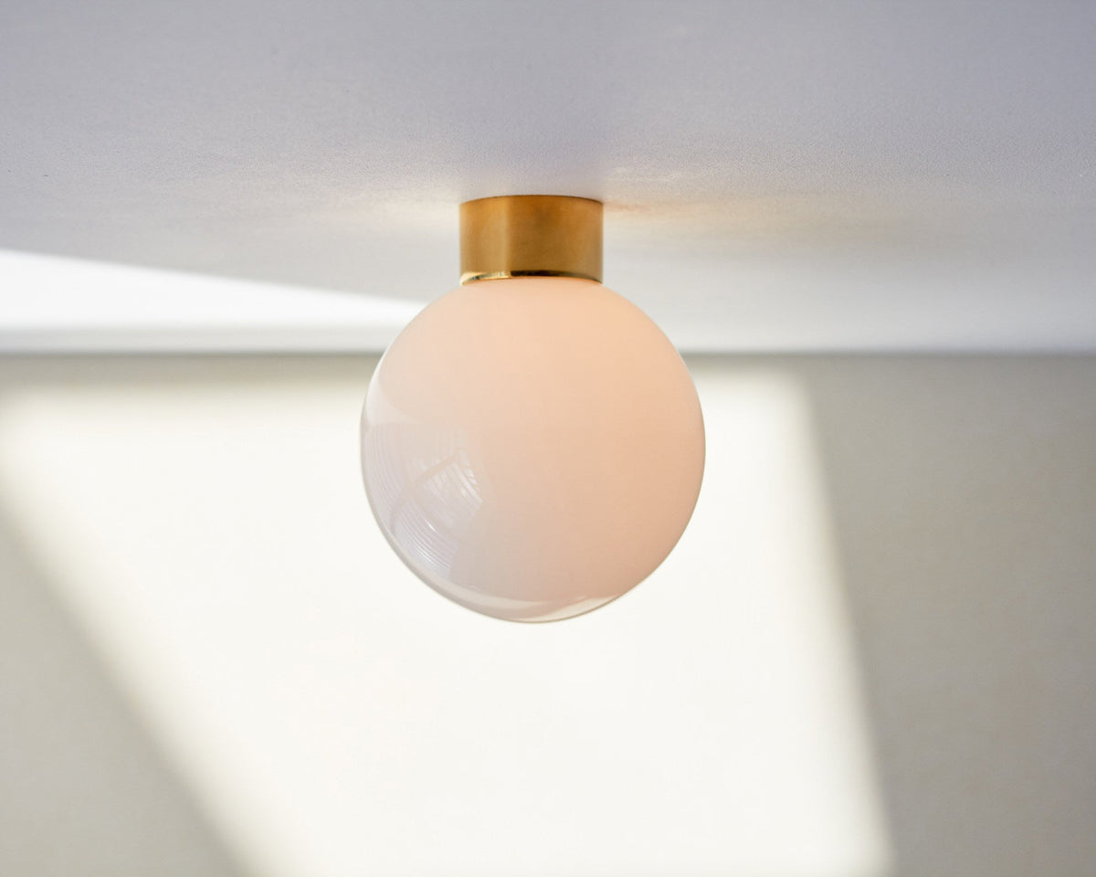 Mirov klotformad vägglampa i glas