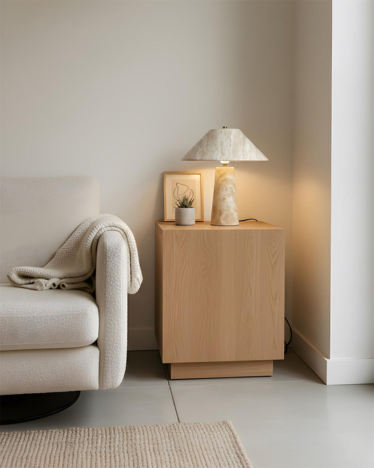 Mirerora Table Lamp