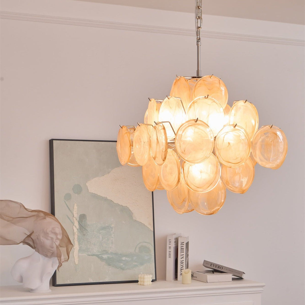 Lioraleon lysekrone i abrikosfarvet Murano-glas med skiver, lagdelt kunstnerisk