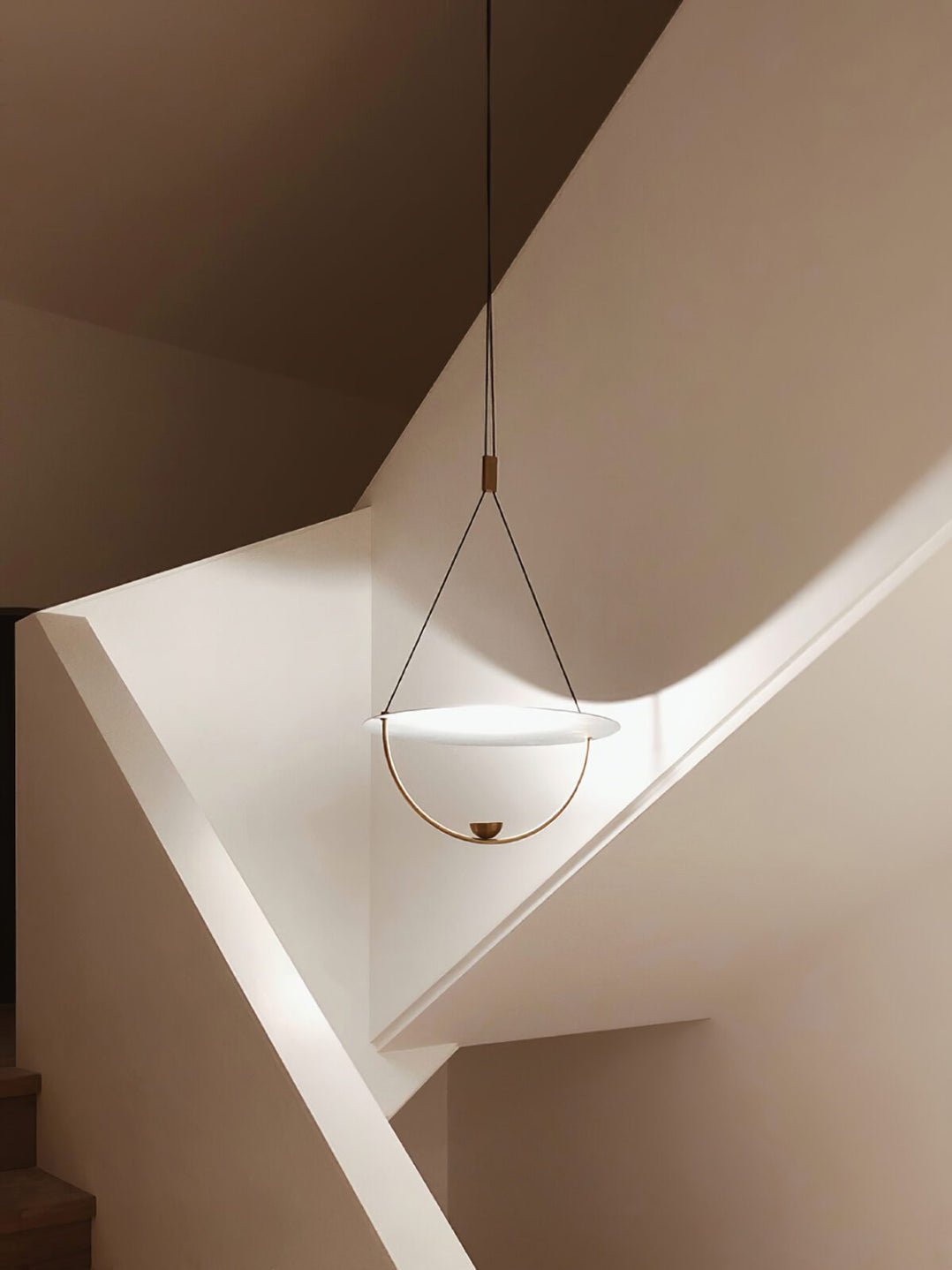 Vecaros Moderni minimalistinen kiekkoriippuvalaisin
