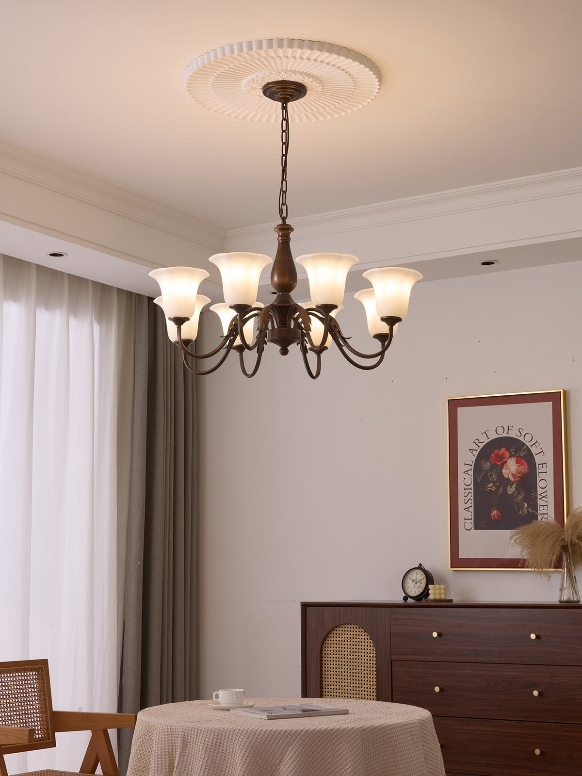 Uveleth traditionel elegant lysekrone i glas