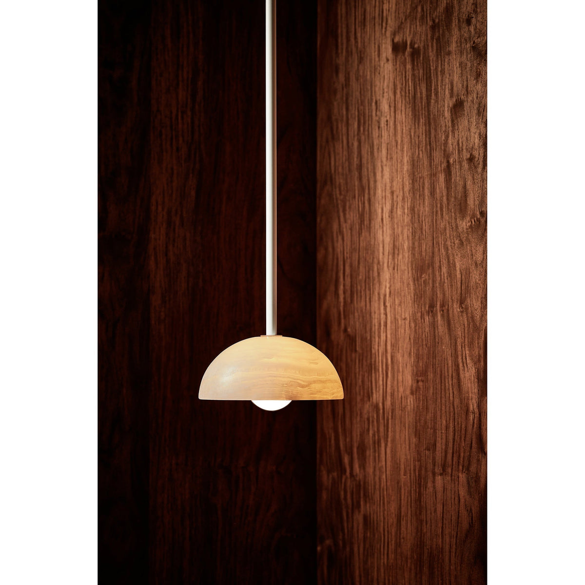 Candeeiro suspenso moderno minimalista de elegância em latão e vidro Eronex