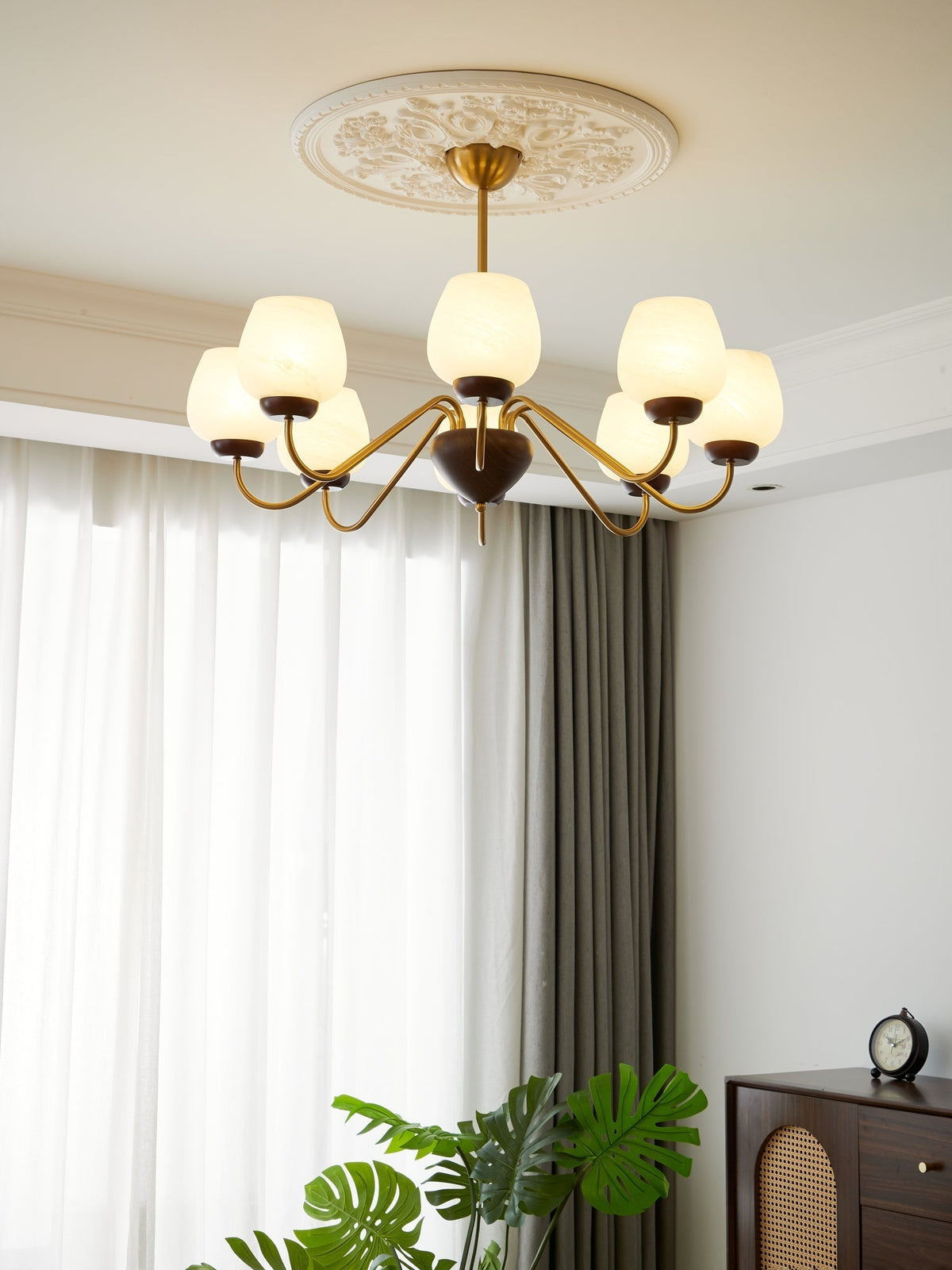 Candeeiro de teto de madeira e vidro elegante premium Sytheiel