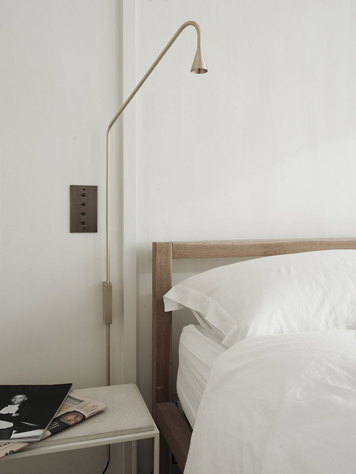 Vesolel-moderni minimalistinen seinävalaisin