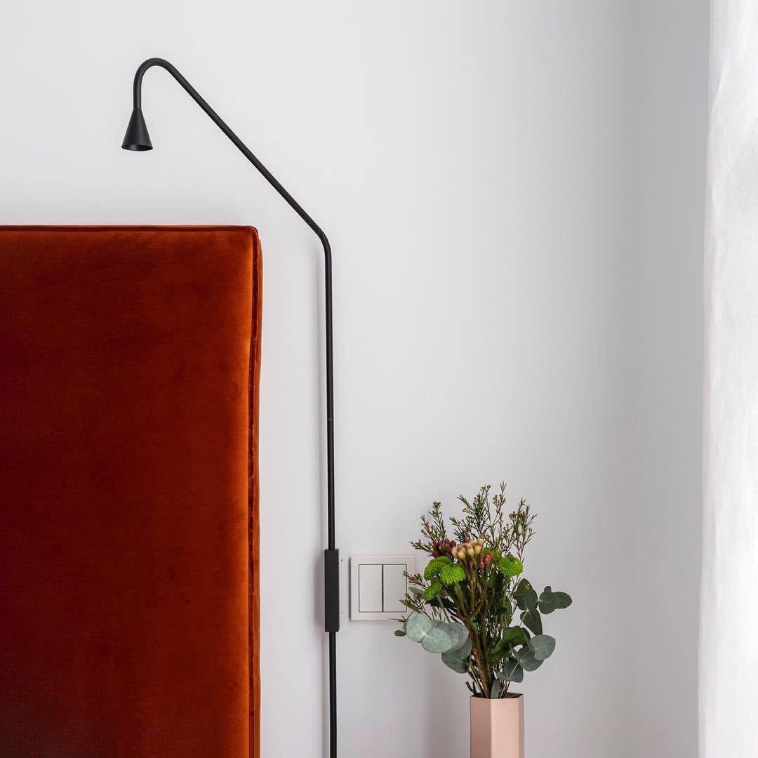 Vesolel-moderni minimalistinen seinävalaisin