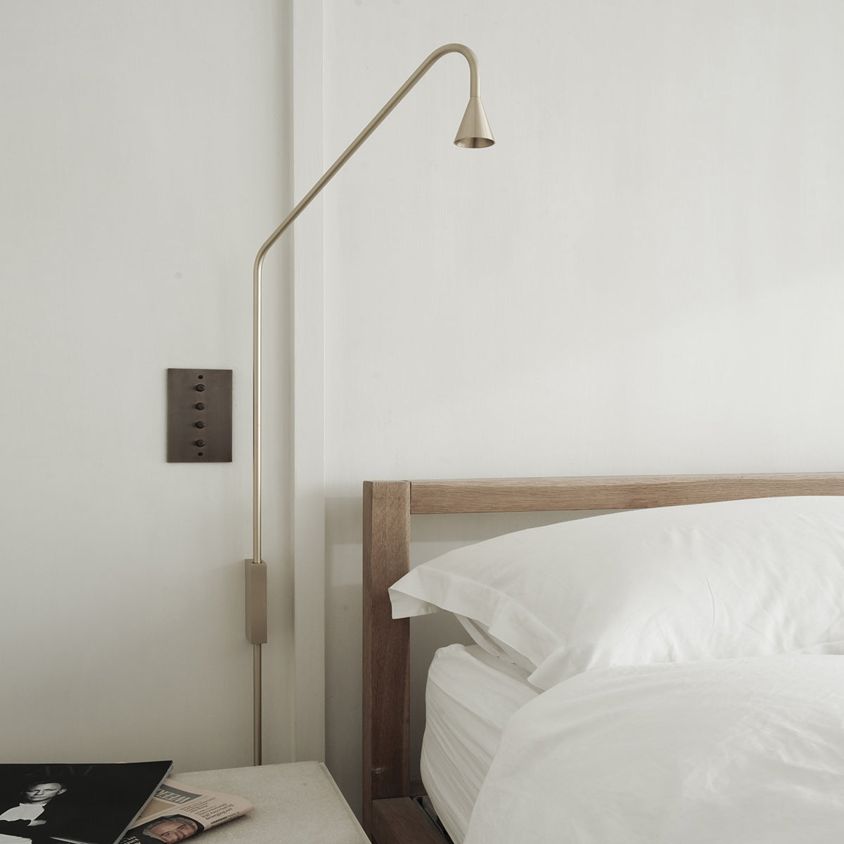 Vesolel-moderni minimalistinen seinävalaisin